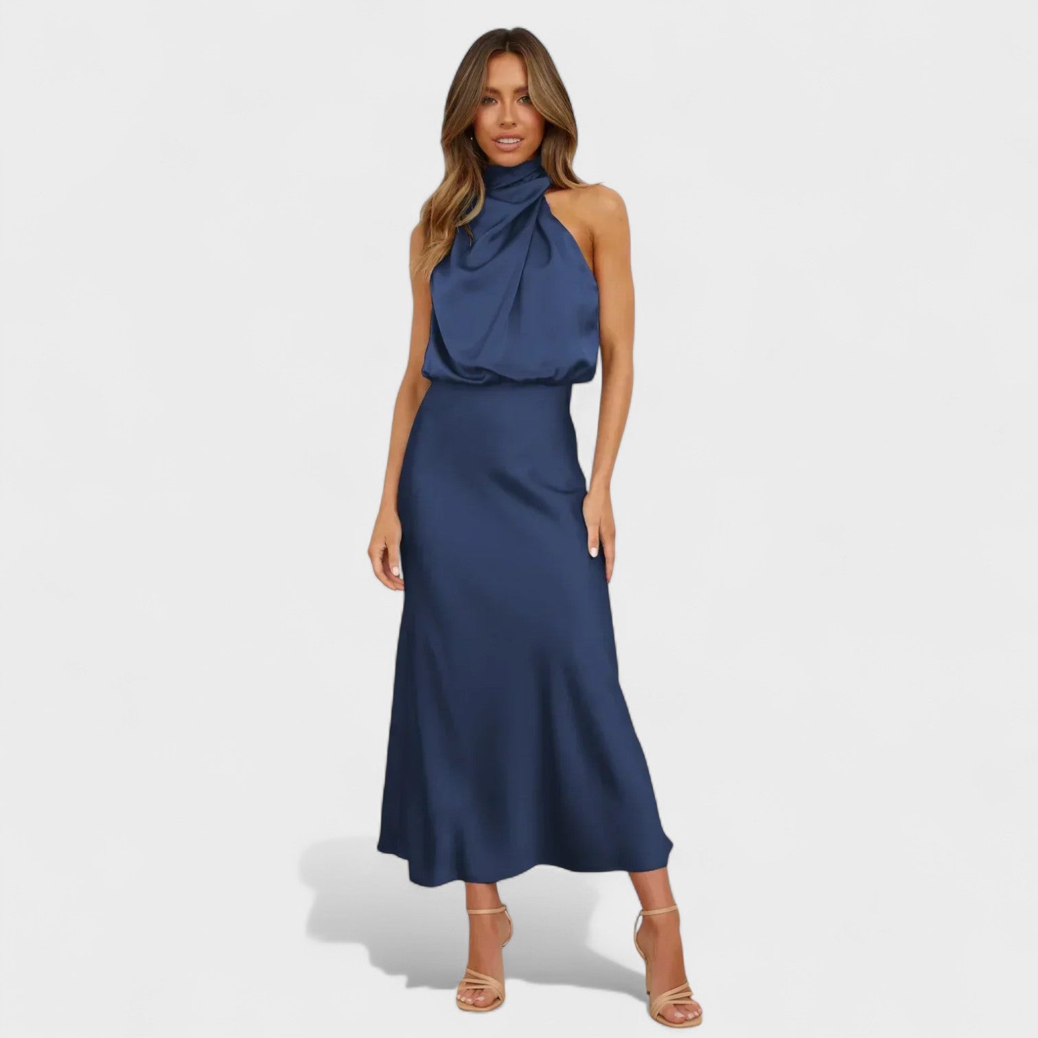 Albína - Saténová elegancia
