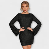 Flitrové šaty s odhaleným chrbtom
